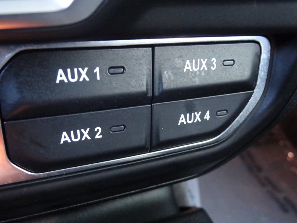 Used 2026 Jeep Gladiator Rubicon AWD/4WD image 40