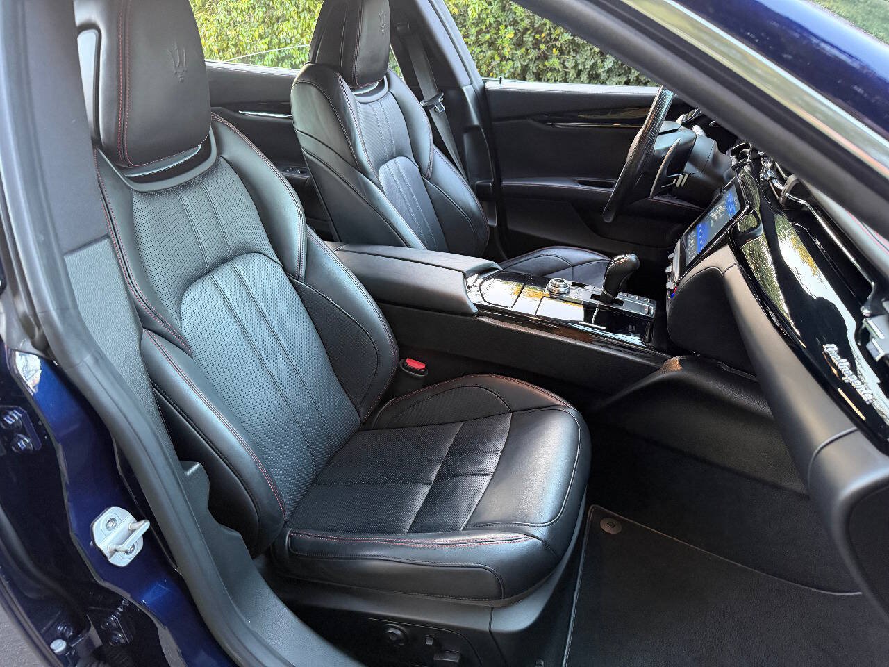 Used 2018 Maserati Quattroporte S GranSport RWD image 28