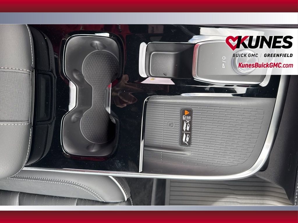 New 2026 Buick Enclave Sport Touring w/ LPO, Floor Liner Package image 31