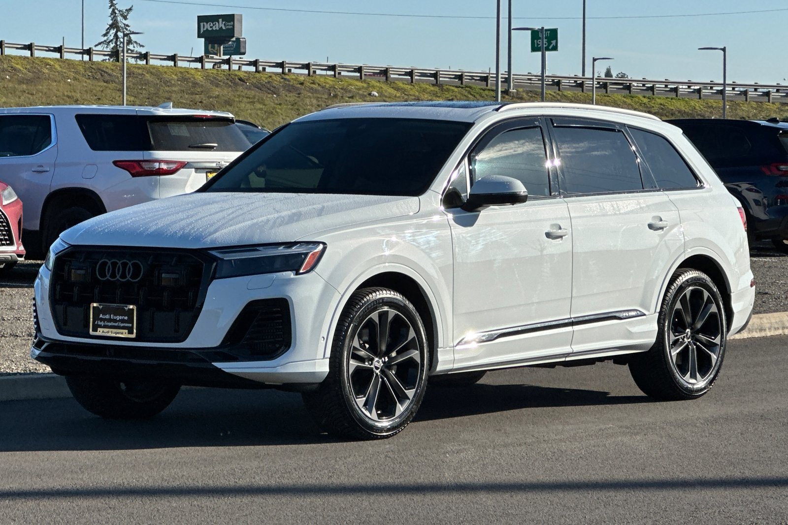 Used 2025 Audi Q7 3.0T Premium Plus image 7