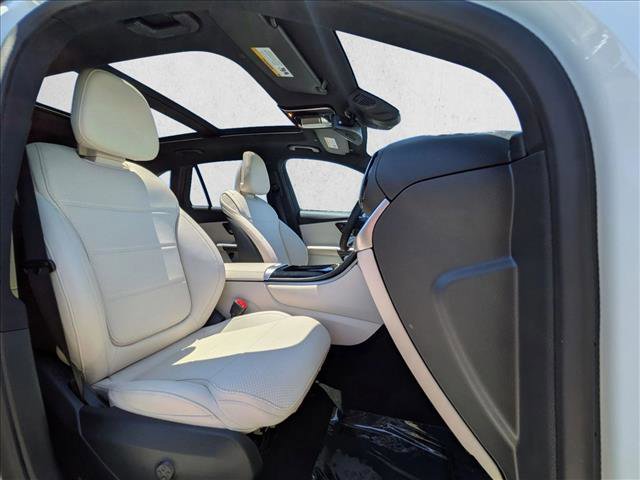 Certified 2026 Mercedes-Benz GLC 300 4MATIC image 23