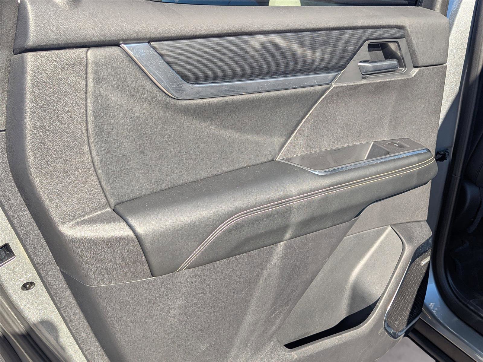 New 2025 GMC Acadia Elevation w/ Elevation Premium Package image 12