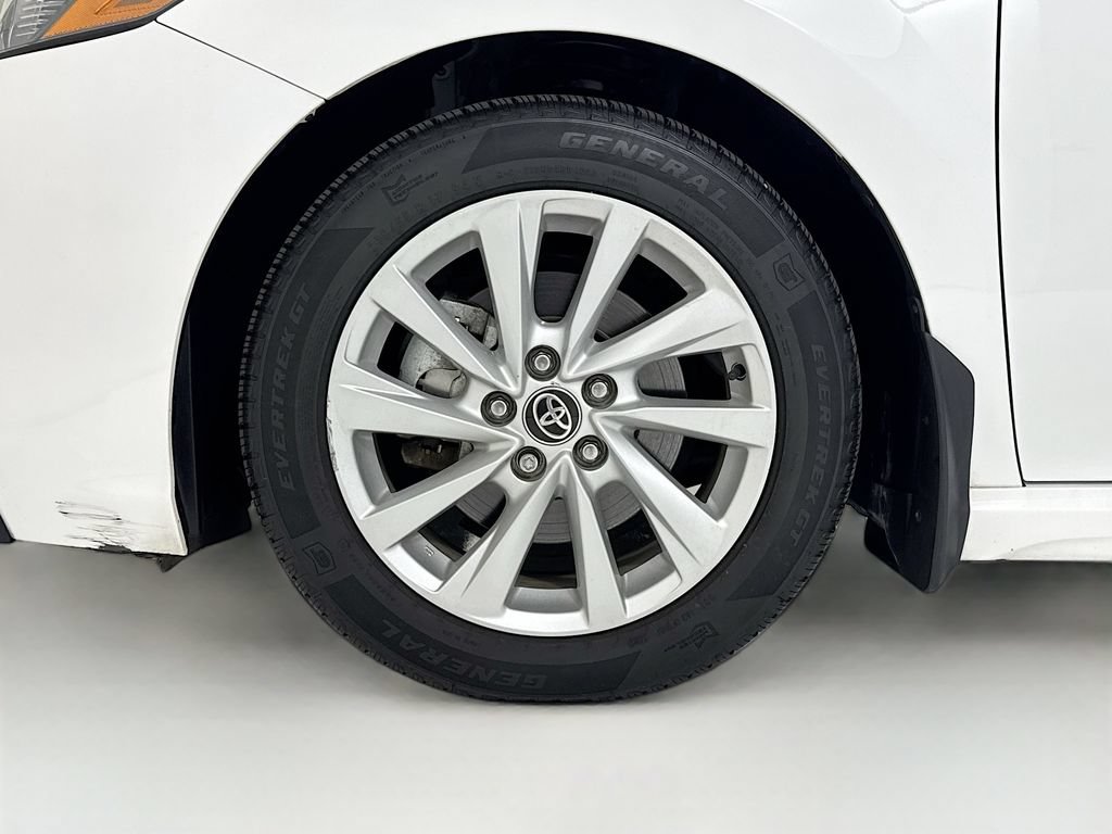 Used 2022 Toyota Camry SE AWD/4WD image 29