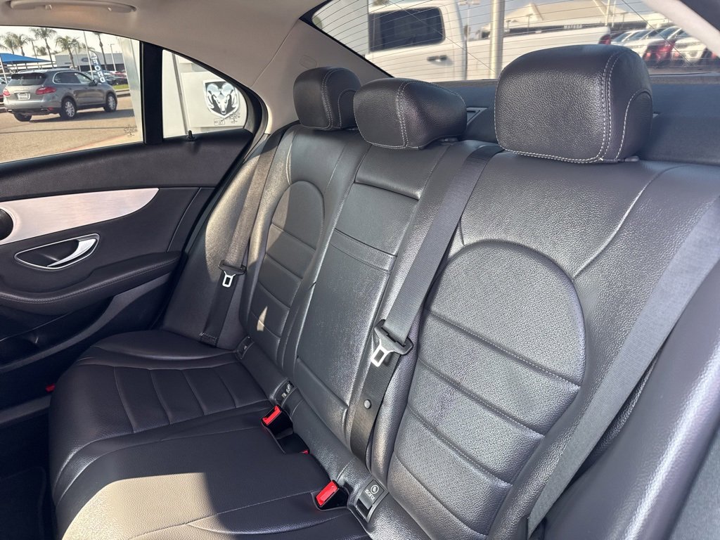 Used 2019 Mercedes-Benz C 300 Sedan image 16
