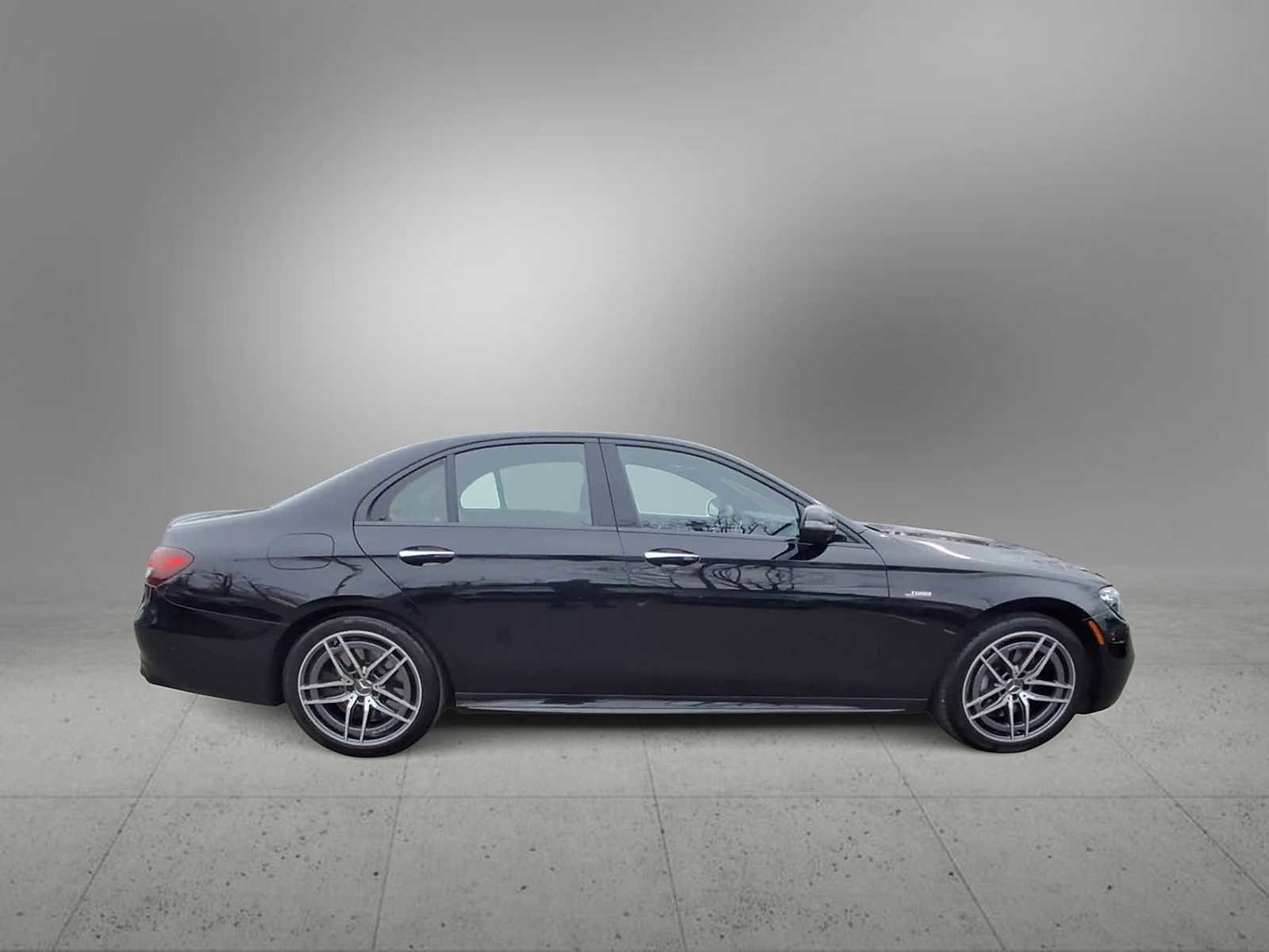 Used 2022 Mercedes-Benz E 53 AMG 4MATIC Sedan image 9