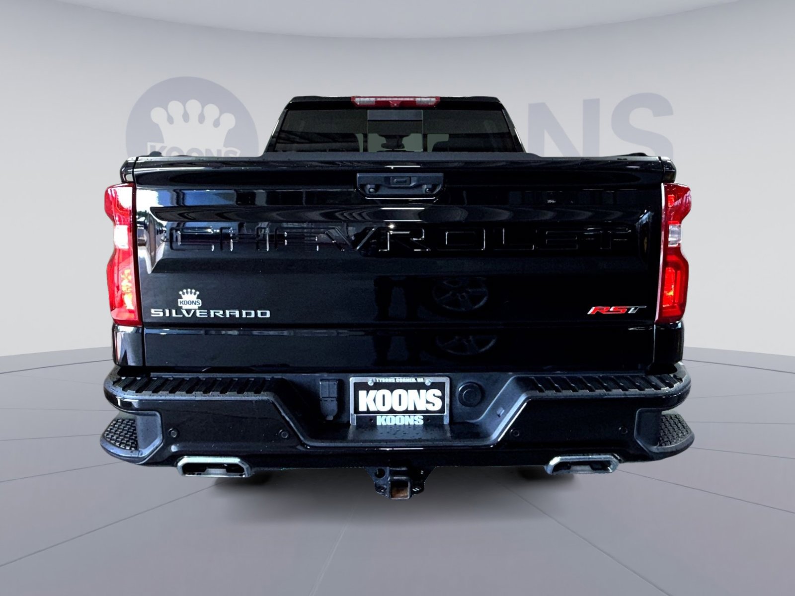 Used 2023 Chevrolet Silverado 1500 RST w/ Convenience Package II AWD/4WD image 5