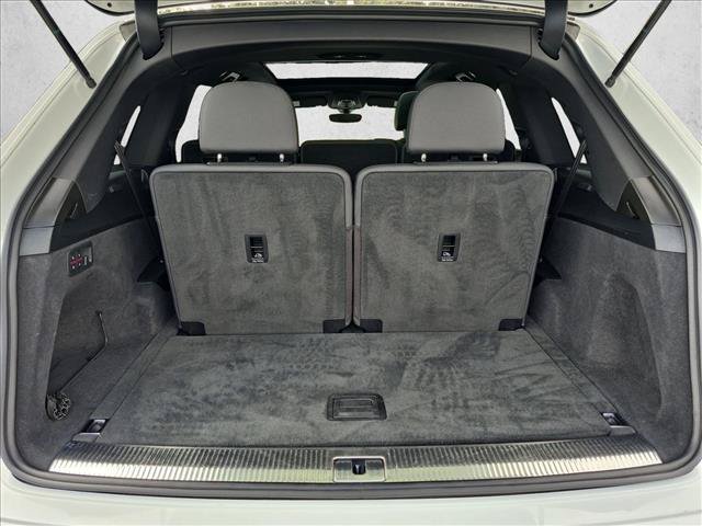 Used 2020 Audi Q7 2.0T Premium AWD/4WD image 6
