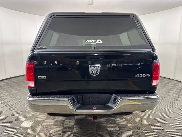 Used 2017 RAM 1500 Classic SLT image 4