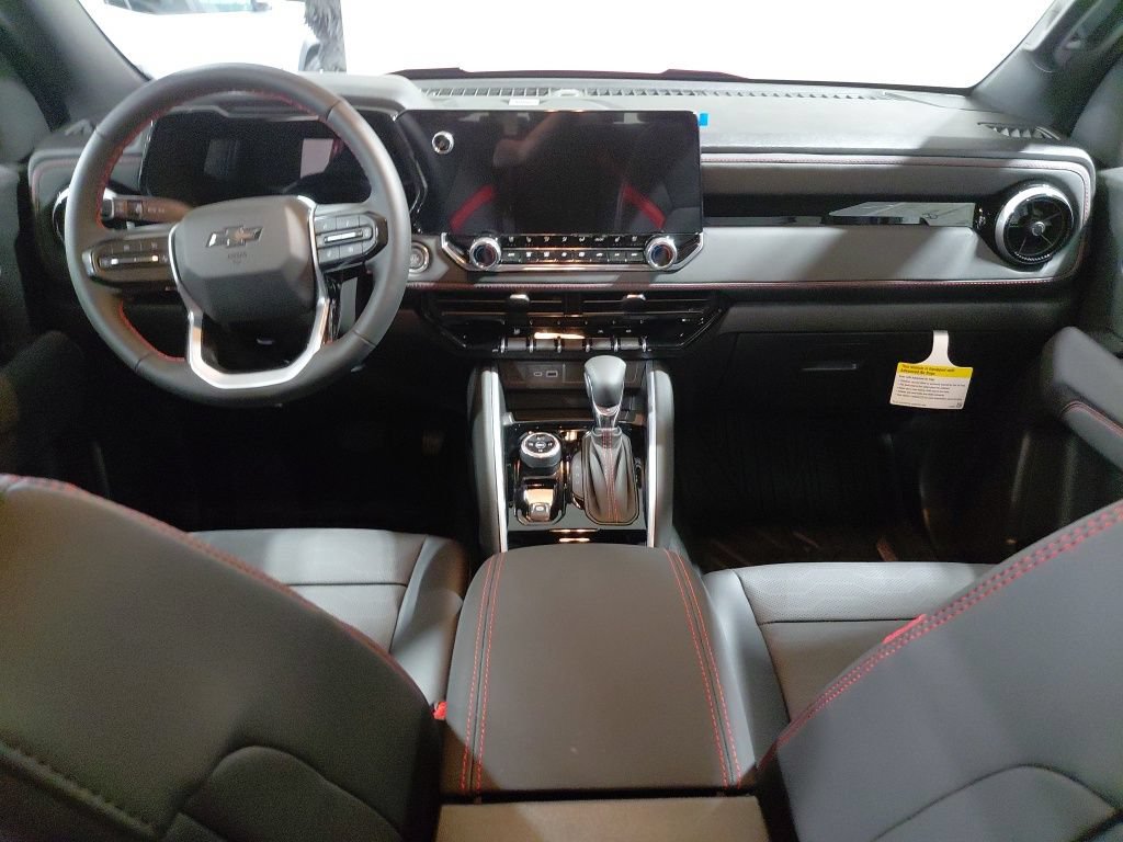 New 2026 Chevrolet Colorado Z71 w/ Technology Package AWD/4WD image 3
