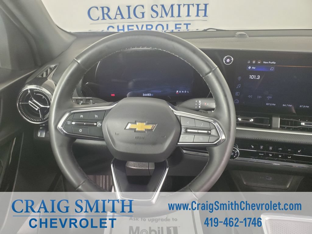 Used 2025 Chevrolet Equinox LT FWD image 16