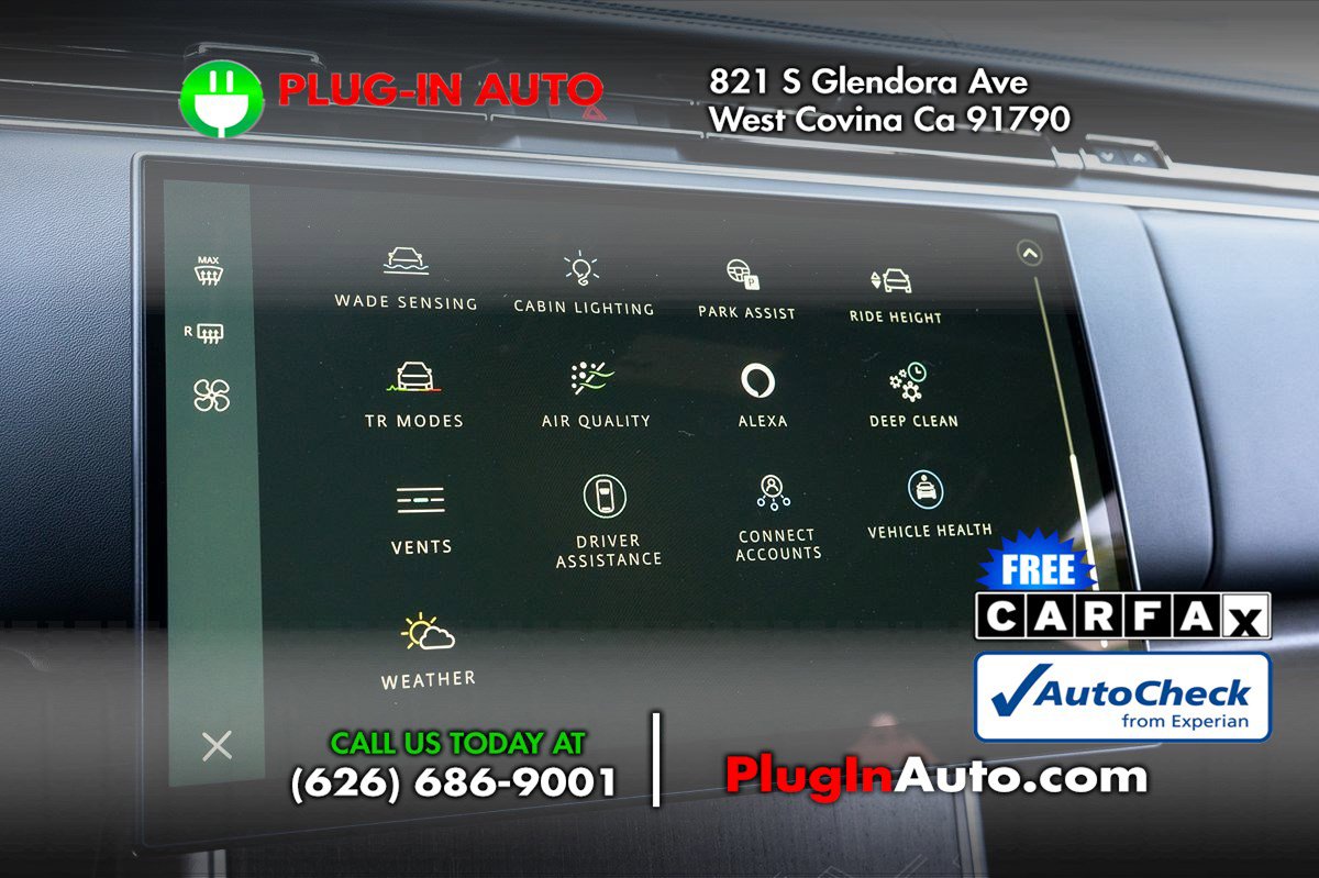 Used 2025 Land Rover Range Rover SV image 35