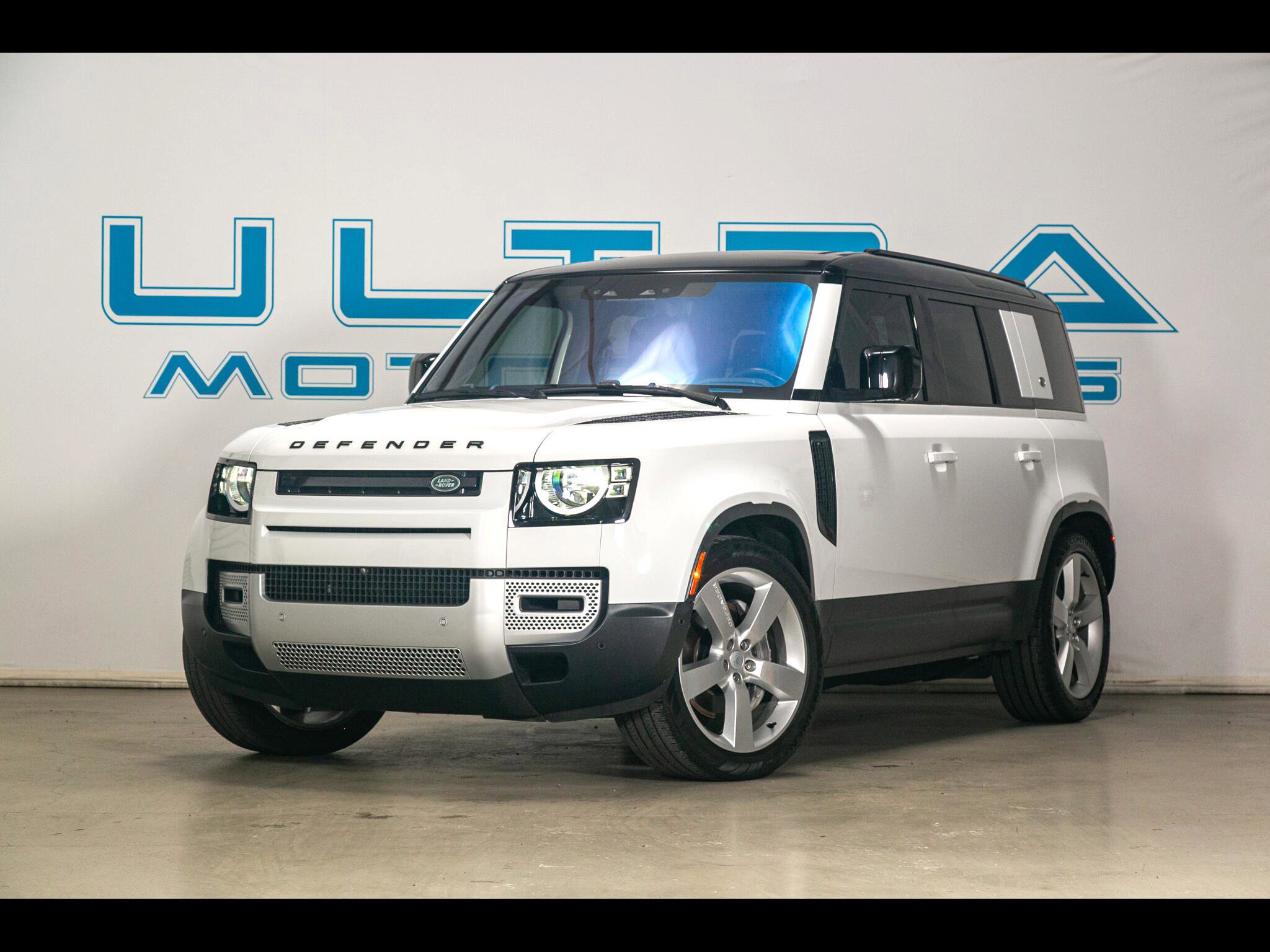 Used 2022 Land Rover Defender 110 S image 1