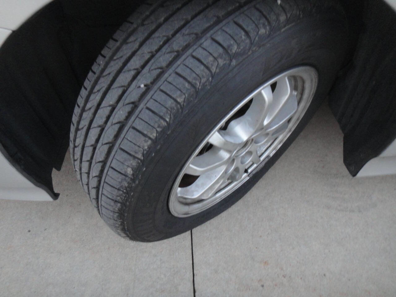 Used 2018 Toyota Prius Two w/ Prius Two Safety Plus Package image 23