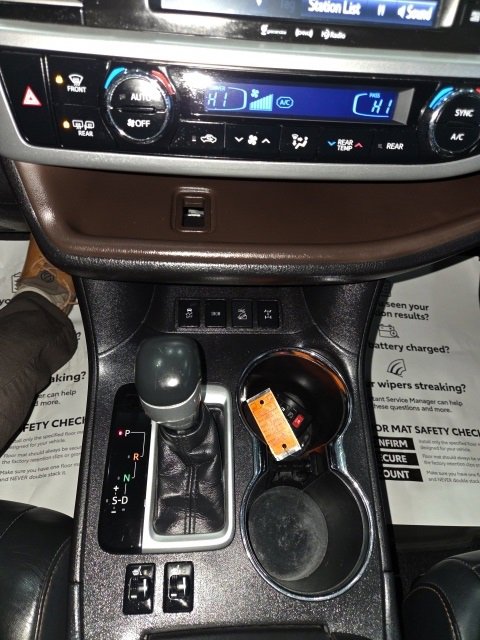 Used 2016 Toyota Highlander XLE image 21