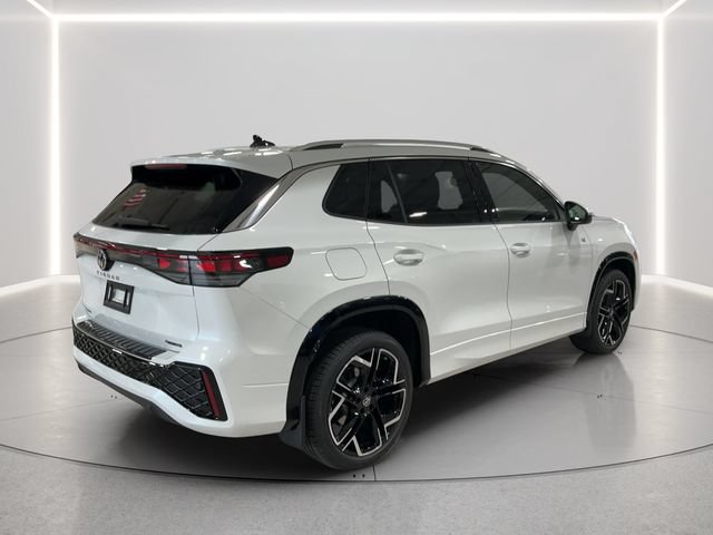 New 2026 Volkswagen Tiguan SEL R-Line AWD/4WD image 6