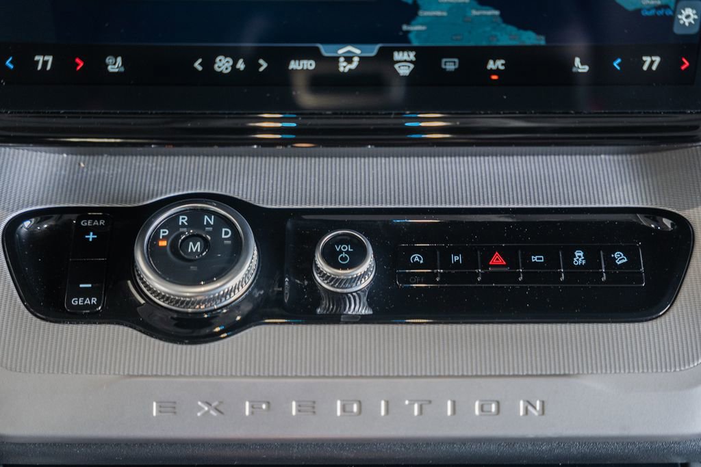 Used 2025 Ford Expedition Max Active image 27