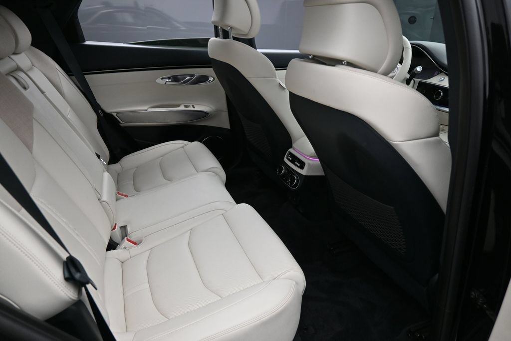 Used 2024 Genesis Electrified GV70 AWD/4WD image 31