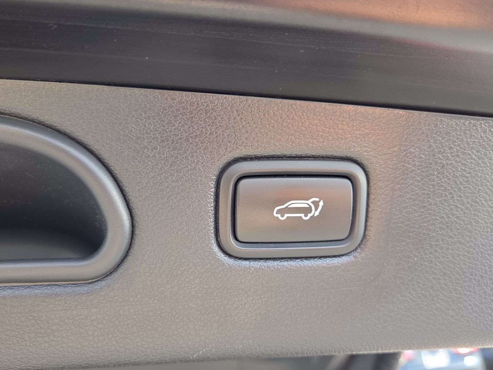 Used 2020 Hyundai Tucson Limited w/ Cargo Package FWD image 12
