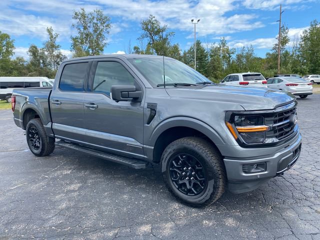 Used 2025 Ford F150 XLT w/ Equipment Group 302A MID image 11