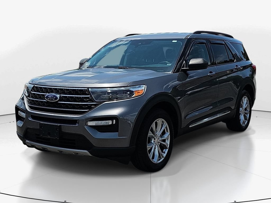 Used 2021 Ford Explorer XLT w/ Equipment Group 202A AWD/4WD image 10