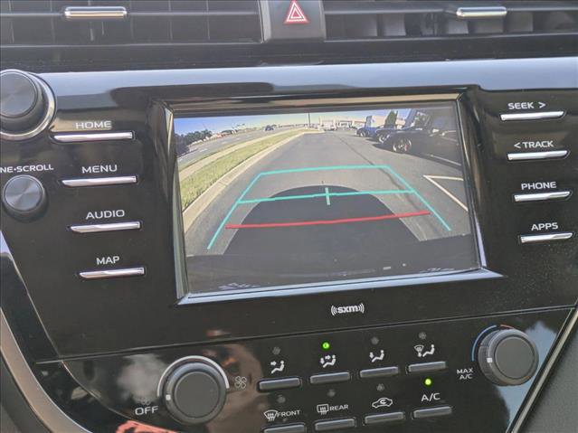 Used 2020 Toyota Camry LE image 15