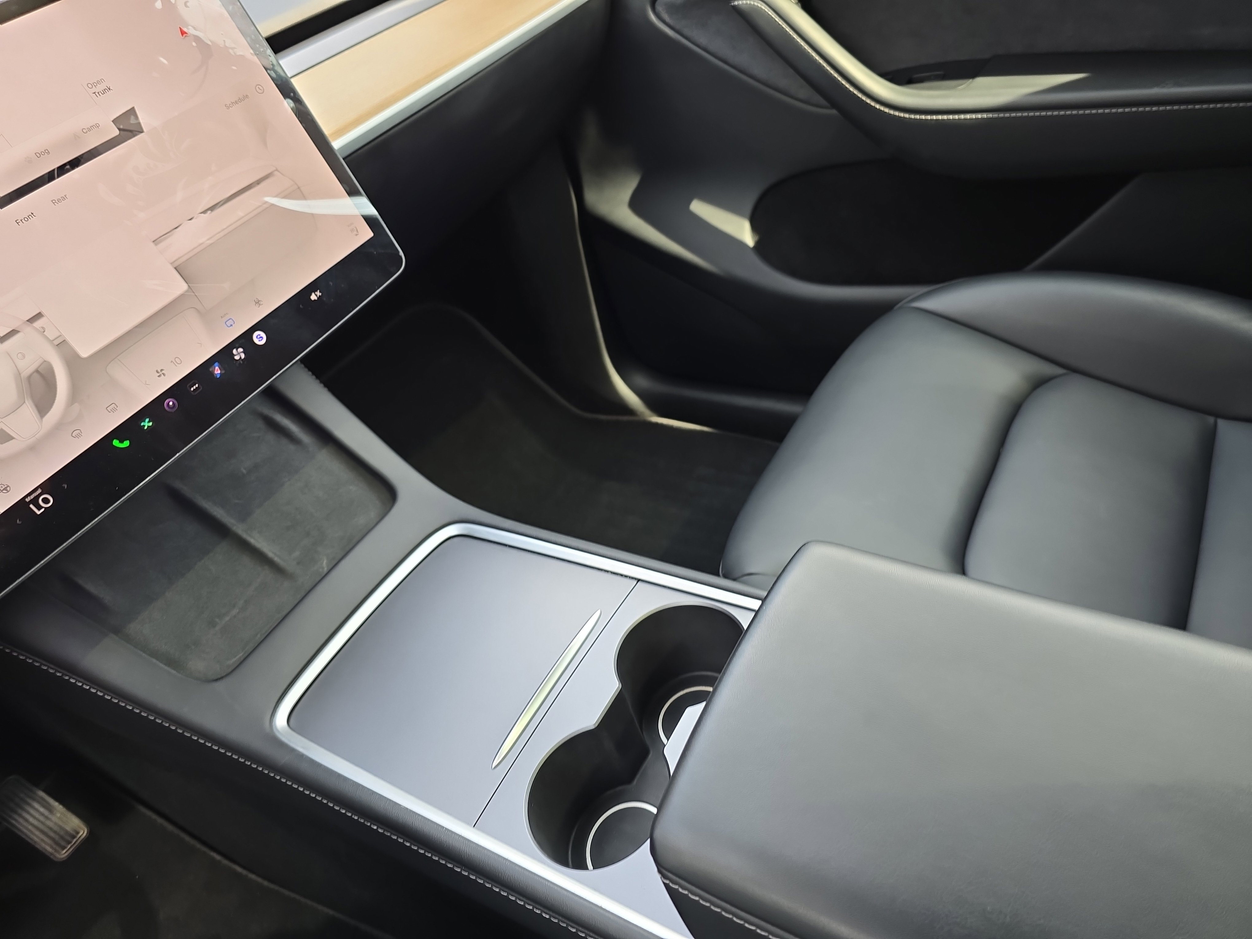 Used 2024 Tesla Model Y Long Range image 24