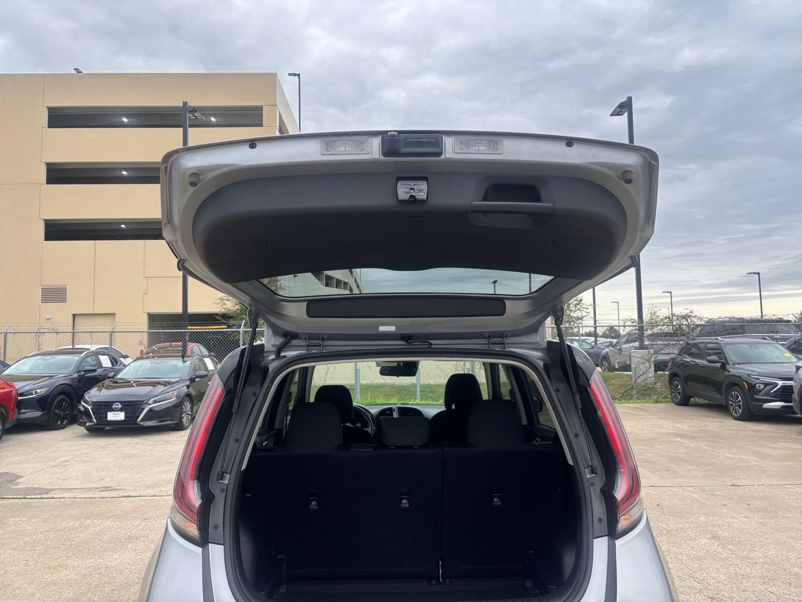 Used 2025 Kia Soul LX w/ LX Technology Package image 29