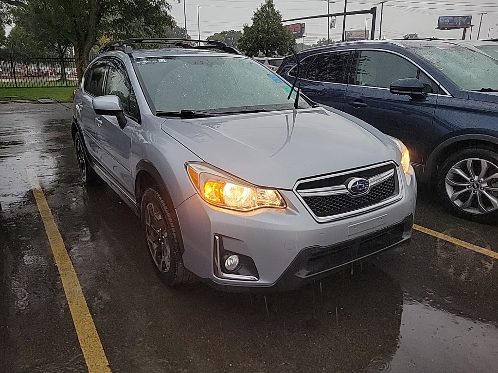 Used 2016 Subaru Crosstrek 2.0i Premium w/ Popular Package #2 AWD/4WD image 3