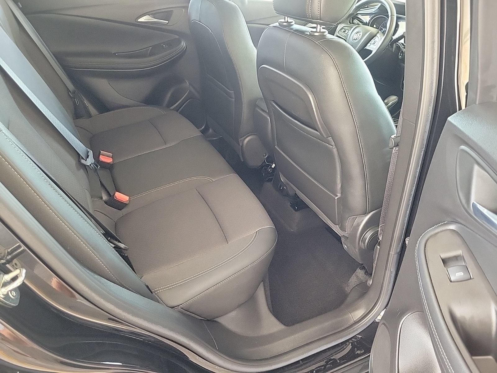 Used 2022 Buick Encore GX Preferred w/ Cold Weather Comfort Package FWD image 13