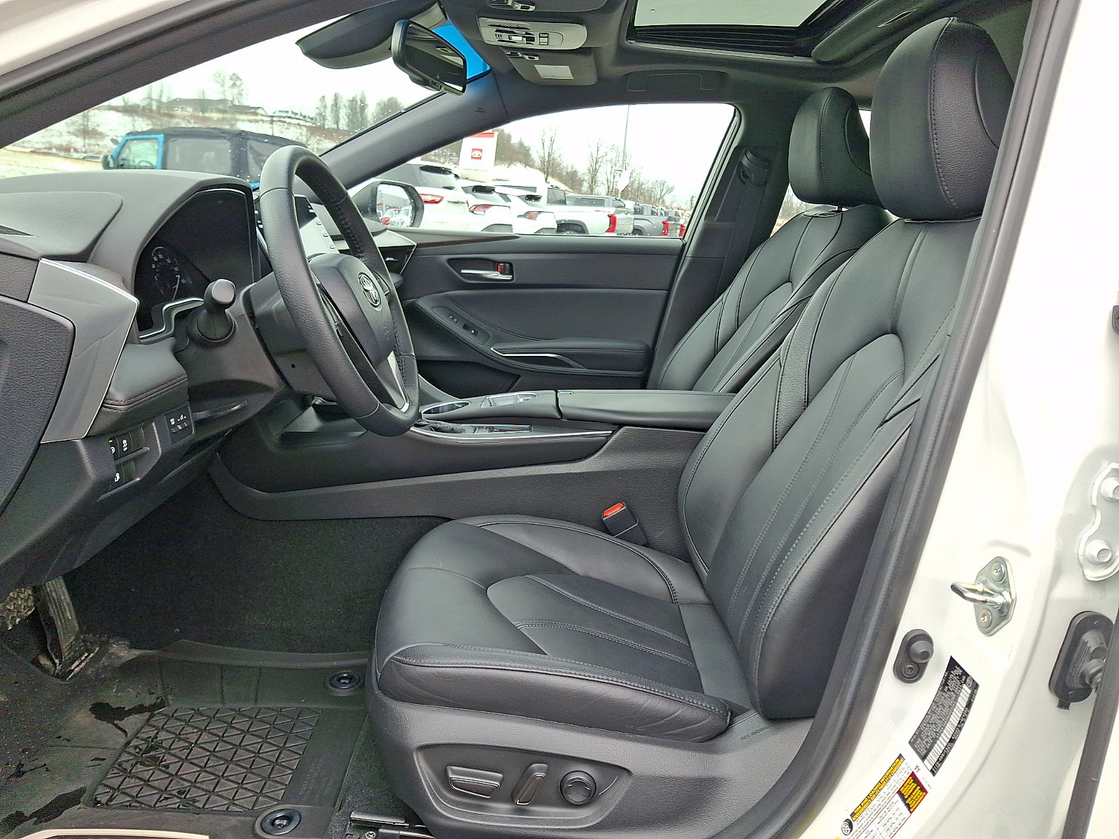 Certified 2021 Toyota Avalon XLE w/ Moonroof Package image 13