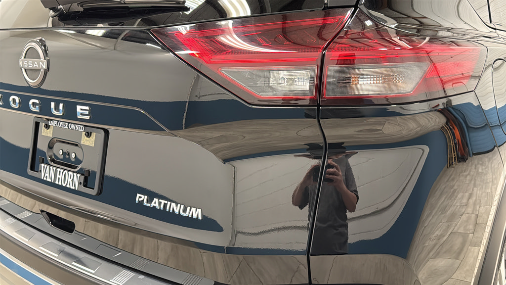 Used 2023 Nissan Rogue Platinum w/ Platinum Premium Package FWD image 38