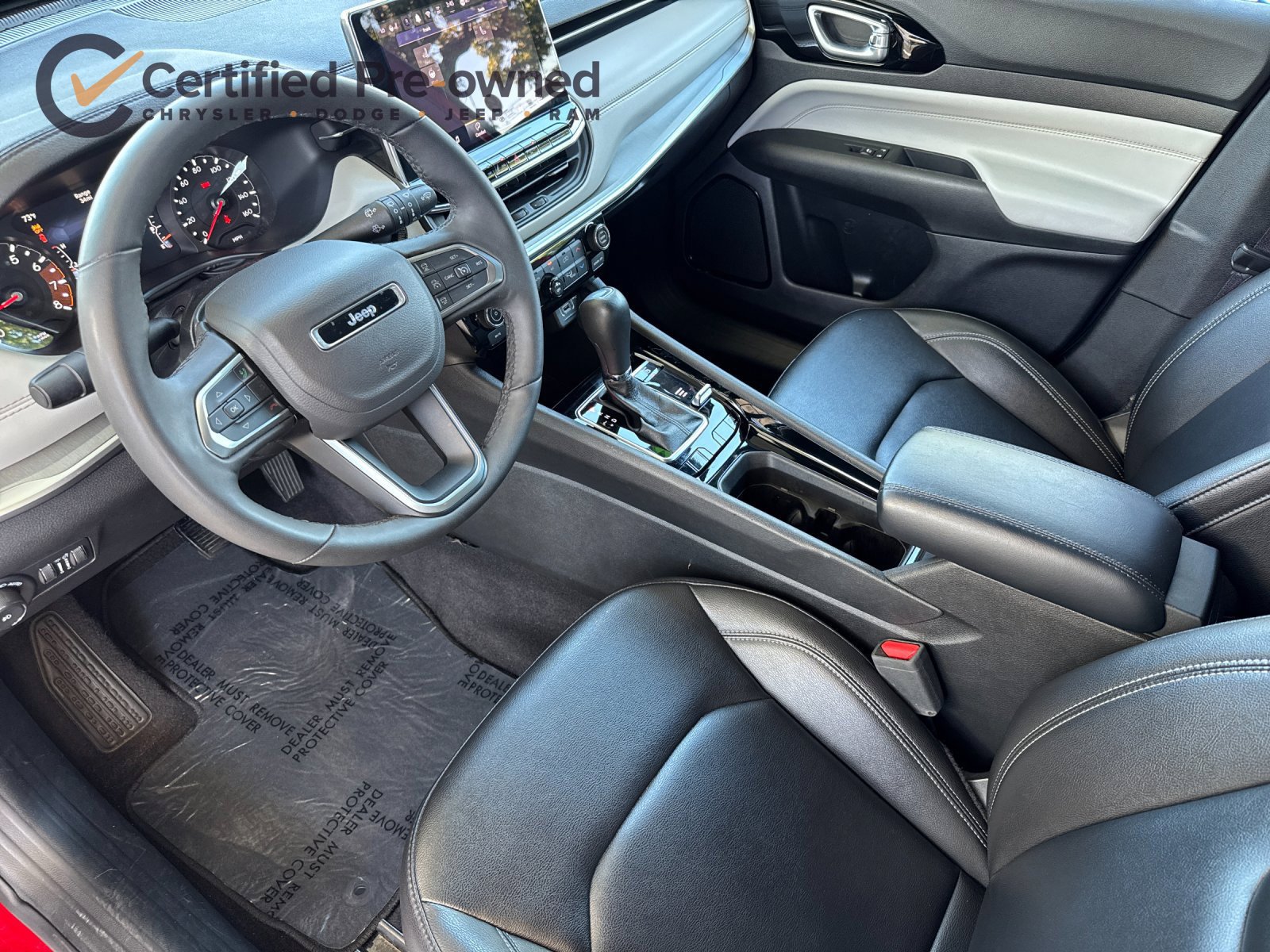 Used 2025 Jeep Compass Limited AWD/4WD image 11