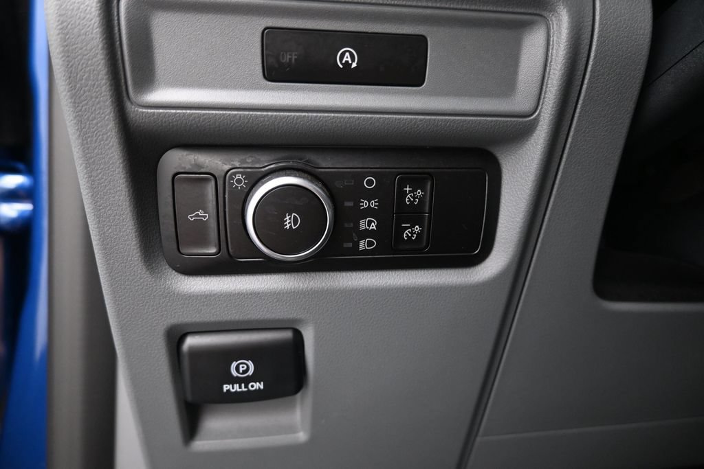 Used 2025 Ford F150 XLT AWD/4WD image 16