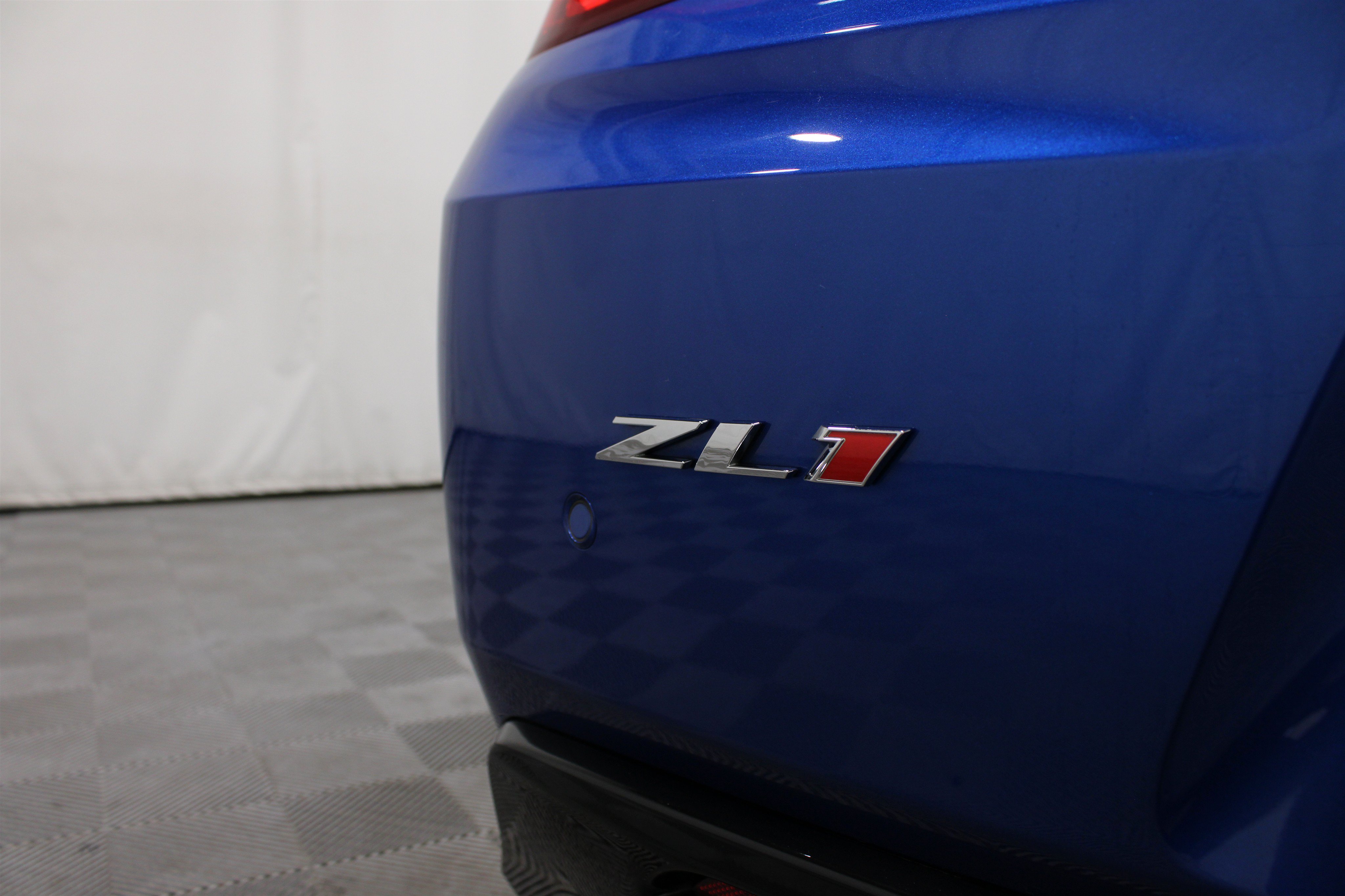 Used 2017 Chevrolet Camaro ZL1 RWD image 28