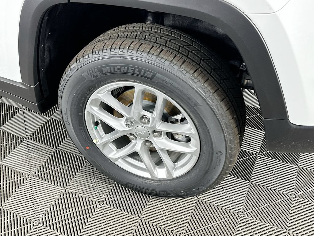 New 2026 Jeep Grand Cherokee Laredo AWD/4WD image 35