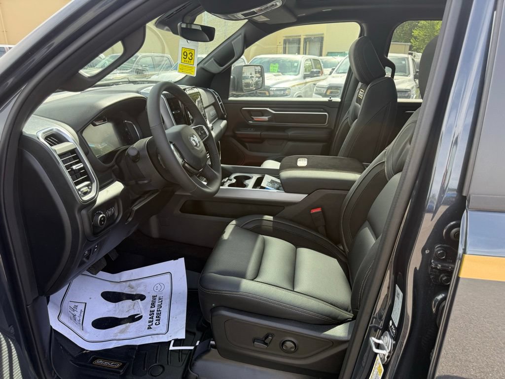 New 2026 RAM 1500 Big Horn AWD/4WD image 14