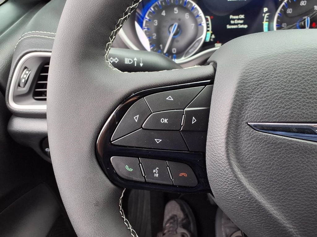 New 2026 Chrysler Pacifica Select w/ S Appearance Package FWD image 13