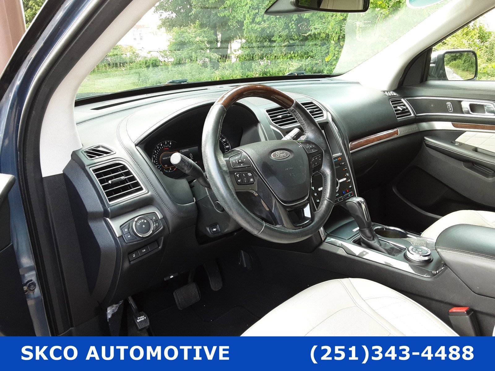 Used 2019 Ford Explorer Platinum image 21