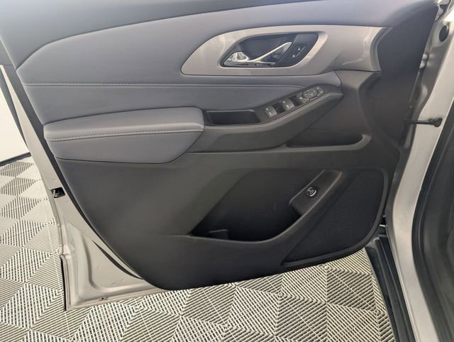 Used 2019 Chevrolet Traverse LT image 10