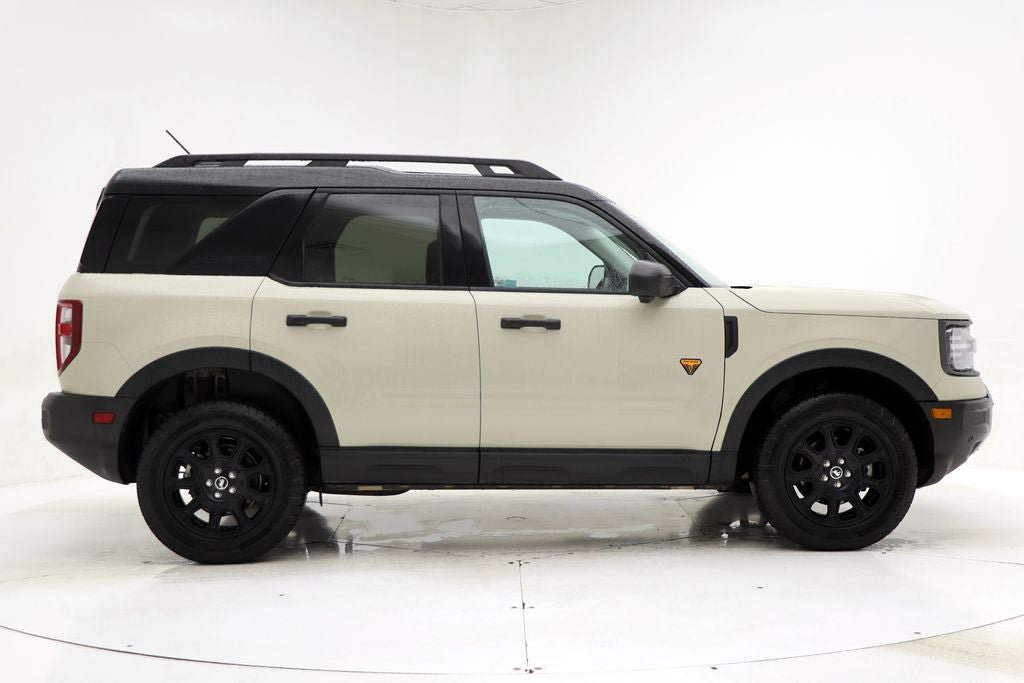 Used 2025 Ford Bronco Sport Badlands AWD/4WD image 3