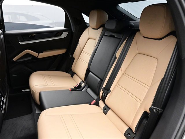 New 2026 Porsche Cayenne Coupe image 14