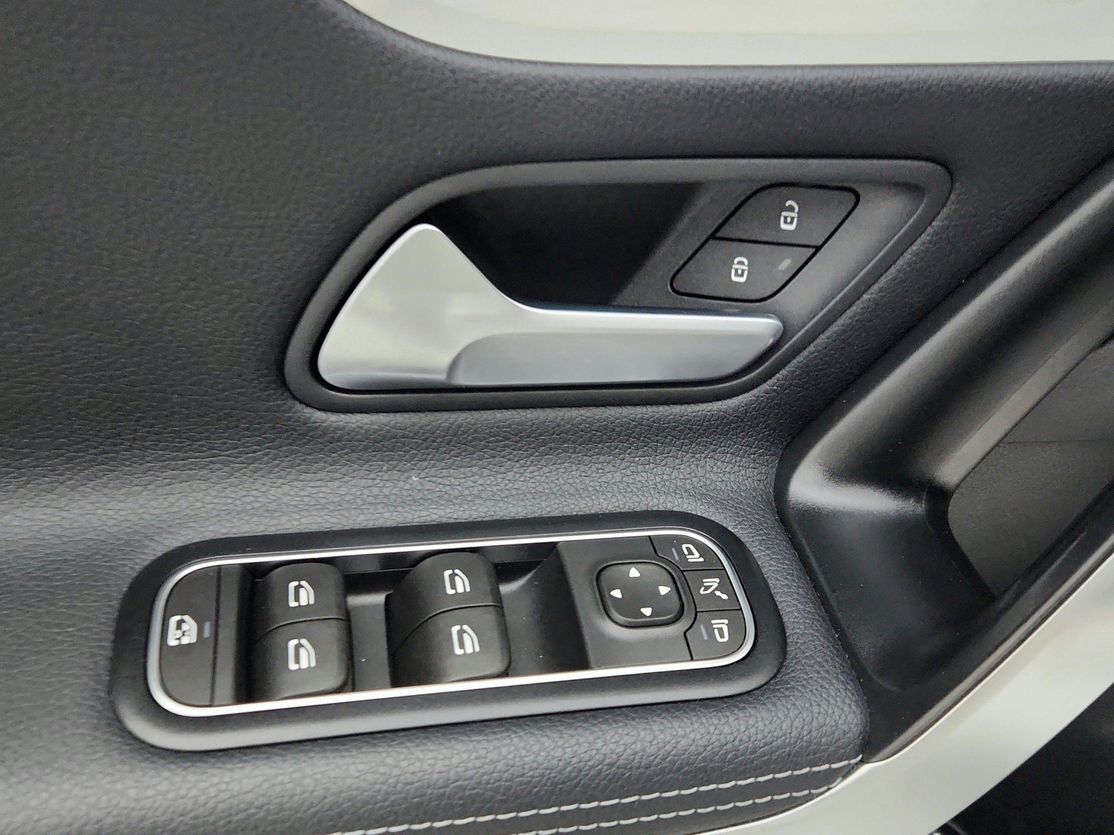 Certified 2023 Mercedes-Benz CLA 250 image 26