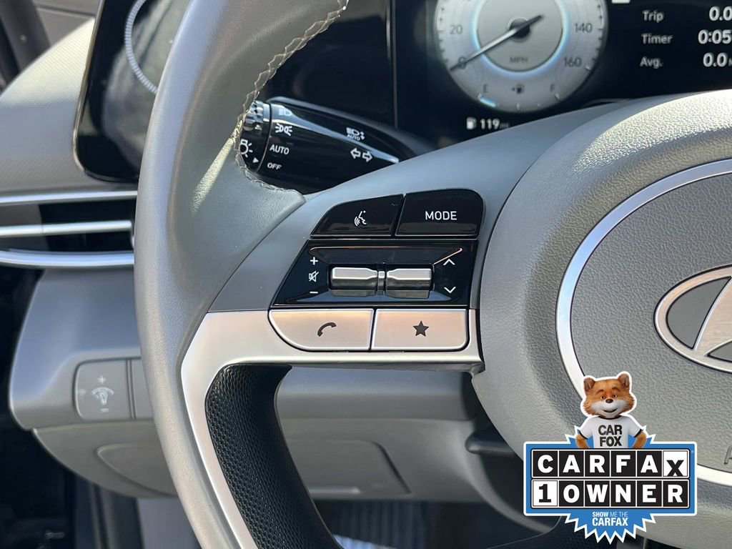 Used 2024 Hyundai Elantra SEL w/ Convenience Package image 28