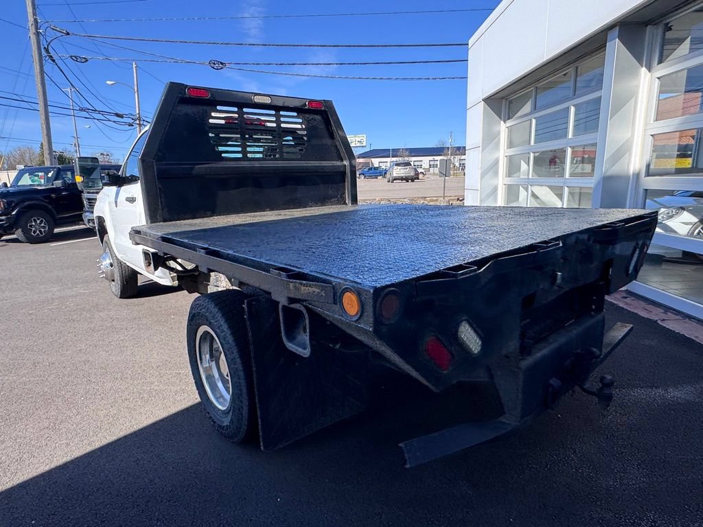 Used 2018 Chevrolet Silverado 3500 W/T w/ WT Convenience Package AWD/4WD image 4