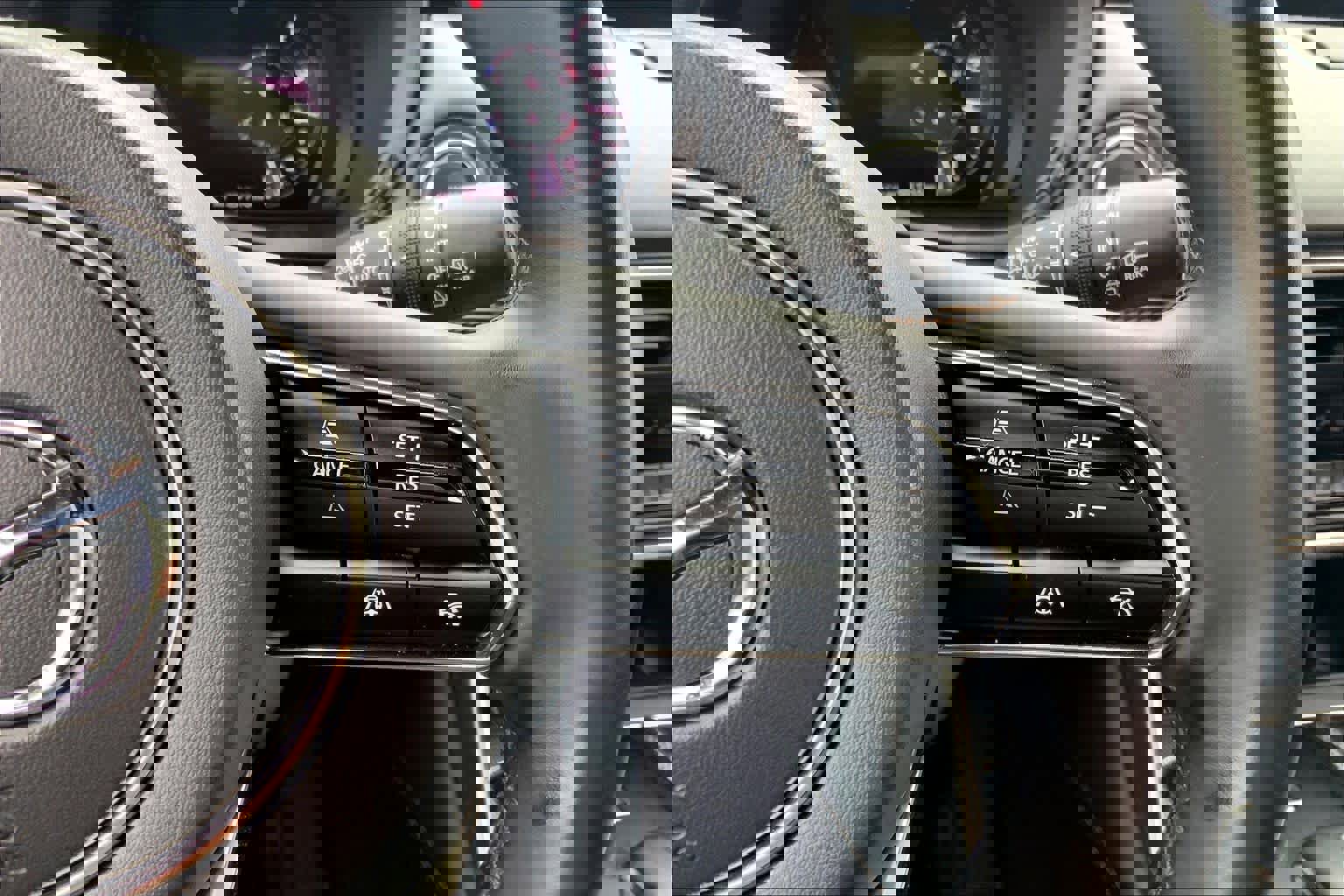 Used 2025 MAZDA CX-70 Plug-In Hybrid w/ Premium Plus AWD/4WD image 24