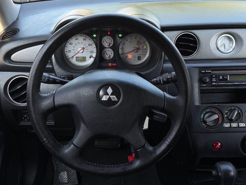 Used 2004 Mitsubishi Outlander XLS FWD image 19