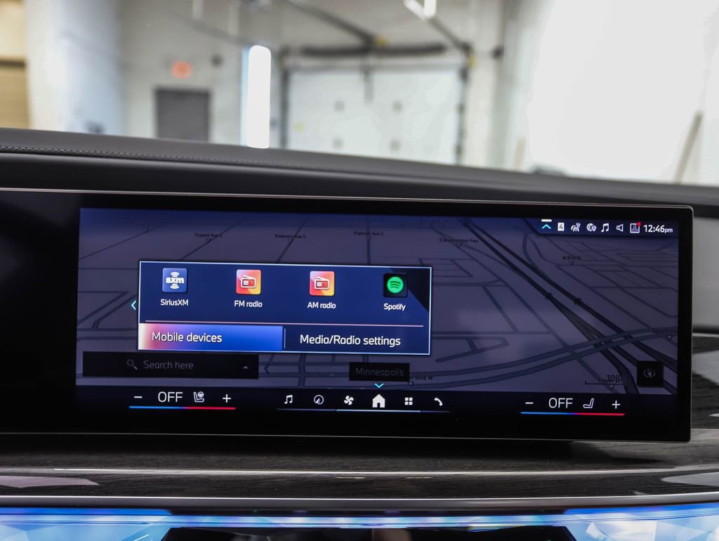 New 2026 BMW 740i xDrive image 17
