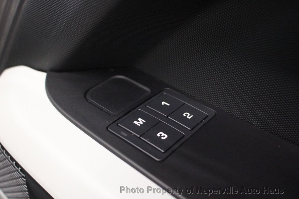 Used 2023 Land Rover Defender 130 SE AWD/4WD image 46