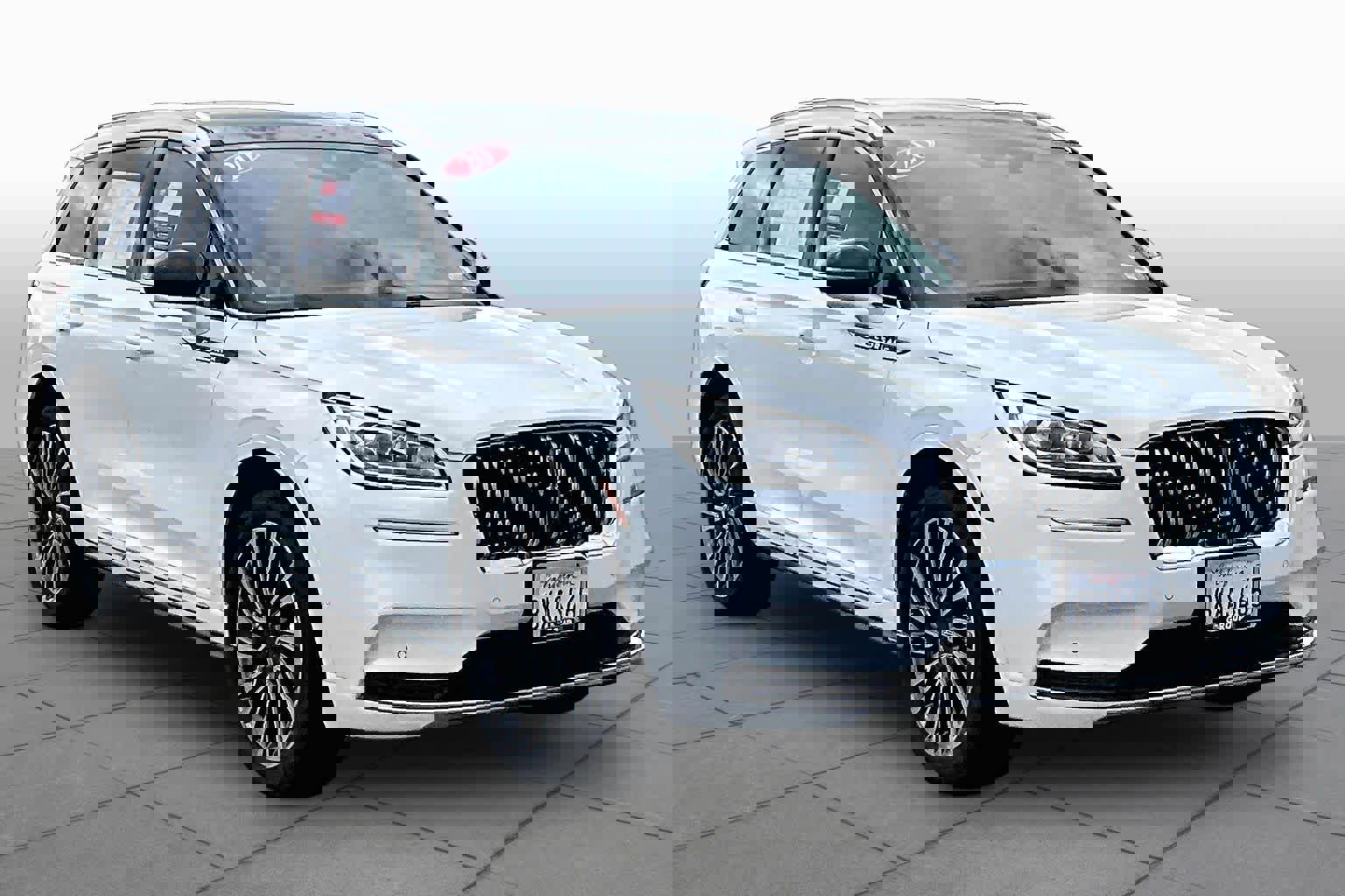 Used 2020 Lincoln Corsair Reserve w/ Equipment Group 201A image 2