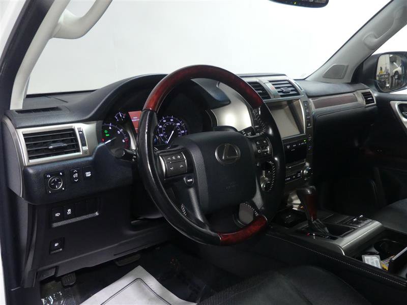 Used 2018 Lexus GX 460 Premium image 24